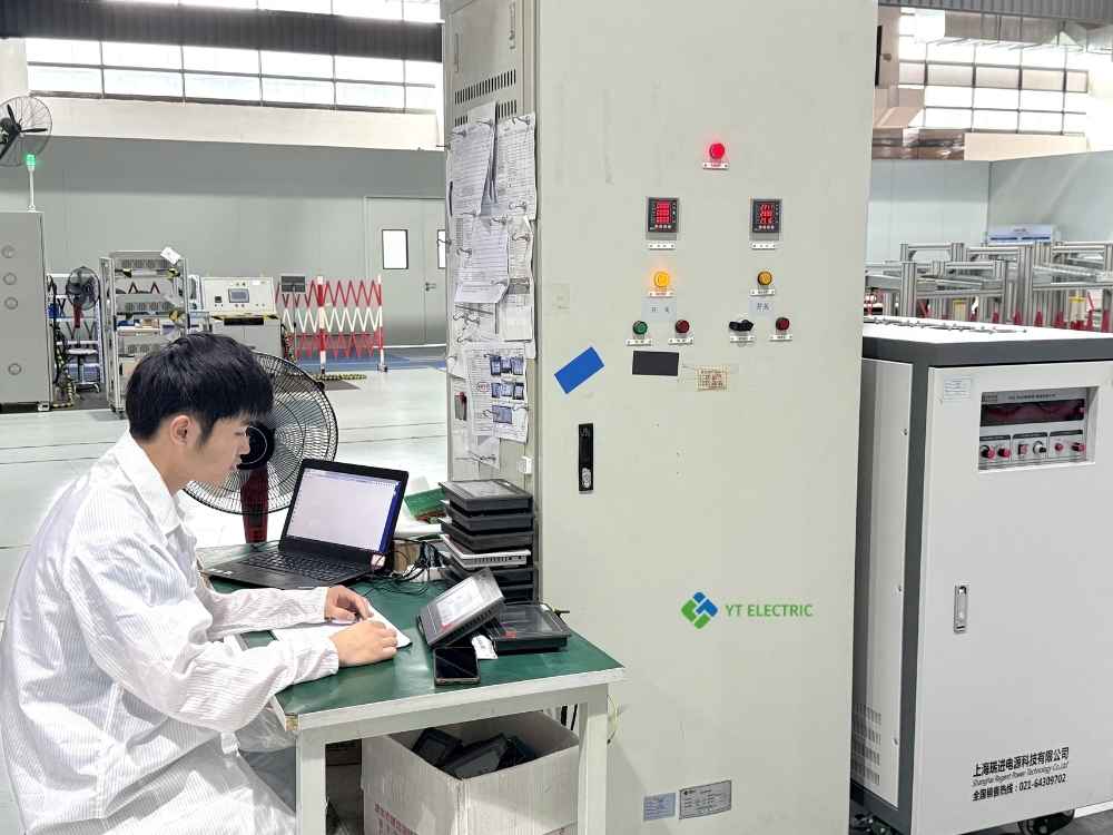 SiC MOSFET Active Harmonic Filter for THDi Correction