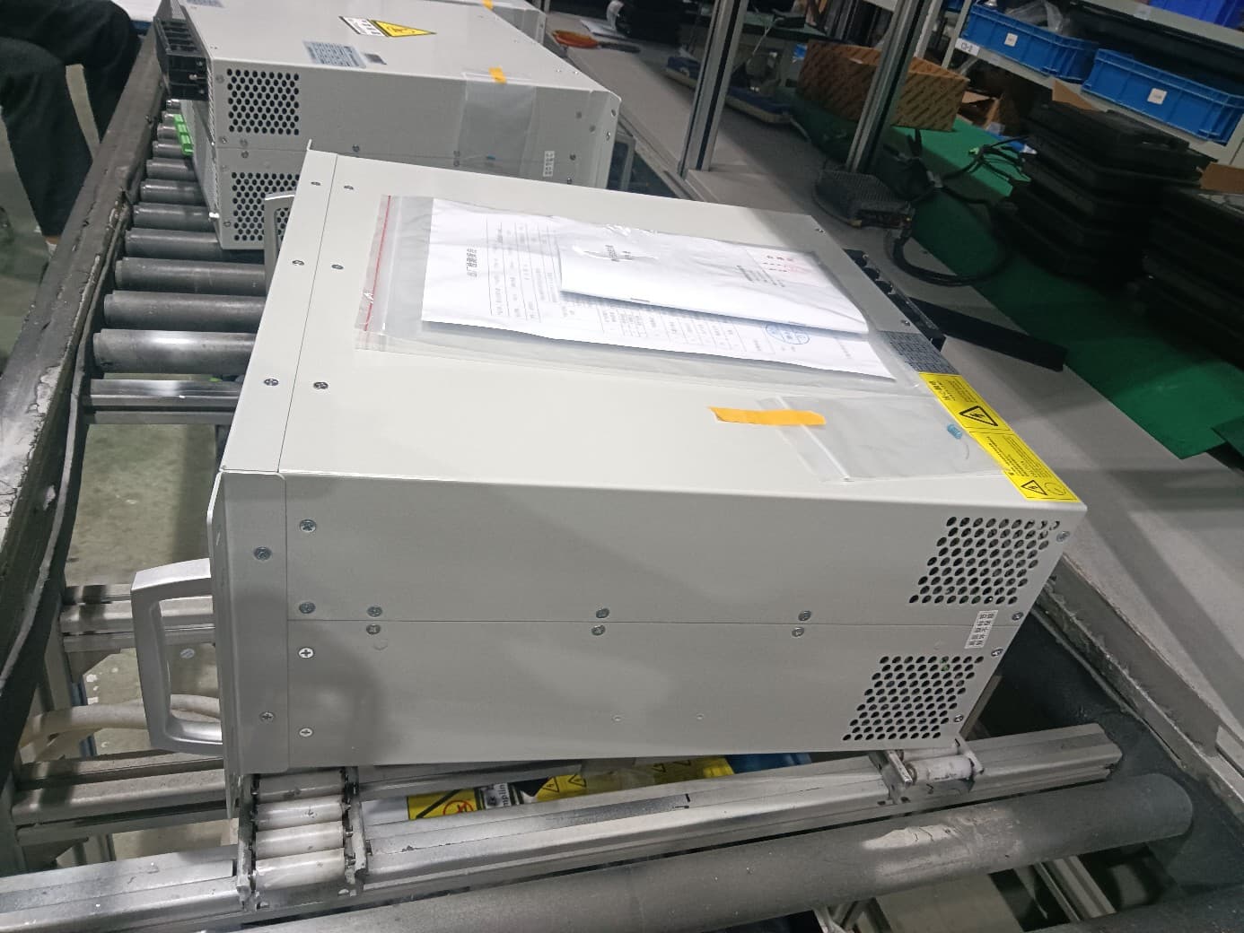 SiC MOSFET Active Harmonic Filter for Industrial THDi Correction
